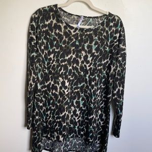 Azules sweater size M